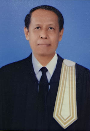 คุณประพนธ์ หลีสิน
